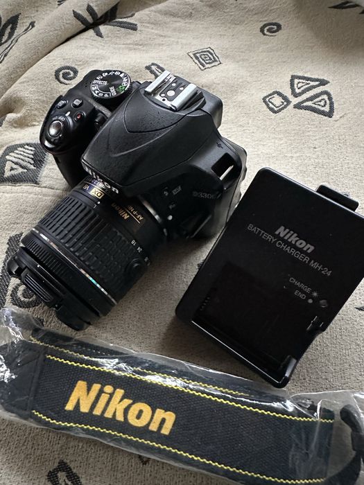 Фотоапарат Nikon D3300-За Ремонт