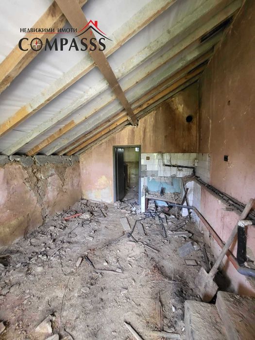 с. Изворово, Общ. Ген. Тошево, къща с двор – 9000евро!