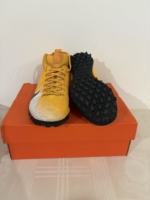 Ghete de fotbal pentru copii