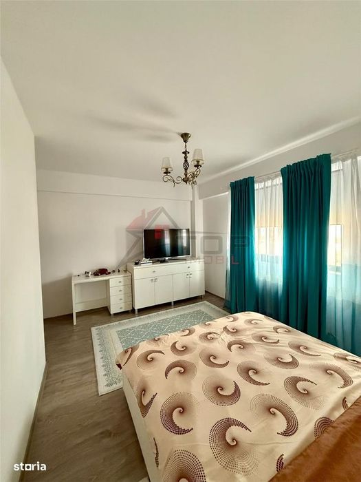 Etaj 2 - Galata Platoul Insorit, apartament cu 2 camere decomandat cu — fotografia 3