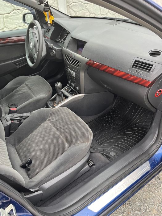 Doar vand Opel Astra H