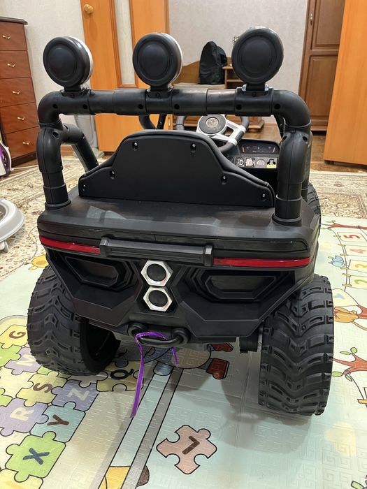 Машинка детская