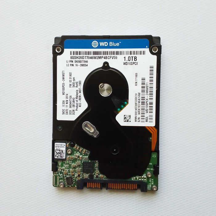 HDD 1TB+Кейс для внешнего харда.