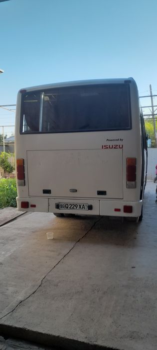 Продается автобус Исузи НС 40   2018 года  Метан