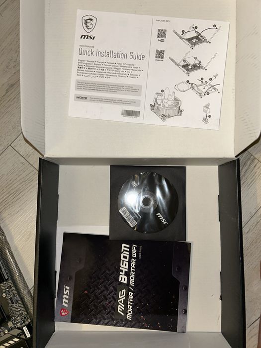 Placa de baza MSI B460M MORTAR  cu placa de expansiune PCI-E USB 3.0