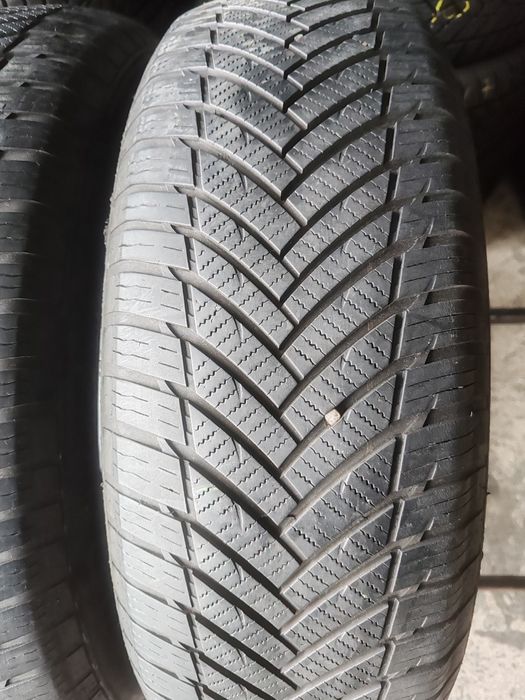2 anvelope 215 70 16