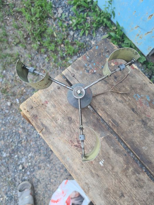 Вертушка на крышу дома.