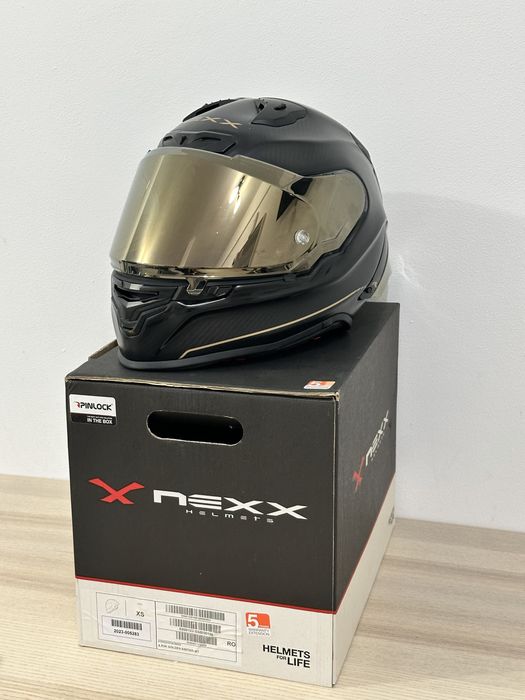 Casca Nexx XR3R Golden Edition