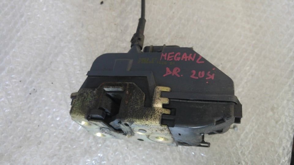 broasca dreapta renault megane 2 2 usi