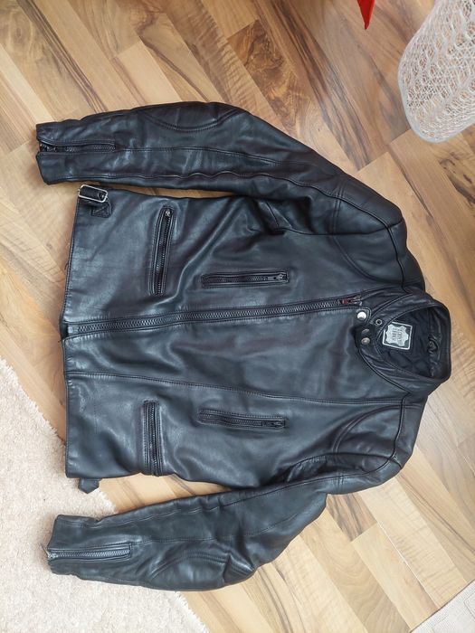 Geaca de barbat,din piele naturala,model vintage