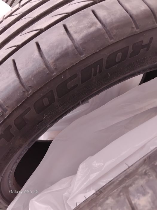 Летни гуми  " ТРАКСМАКС" 225/40/19 дот 22г.