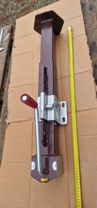 Picior sprijin remorca 9 tone pret 800 lei se poate trimite prin curie