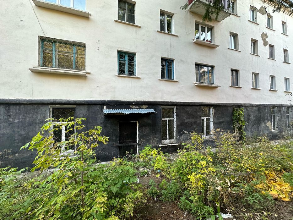 Продам срочно нежилое помещение