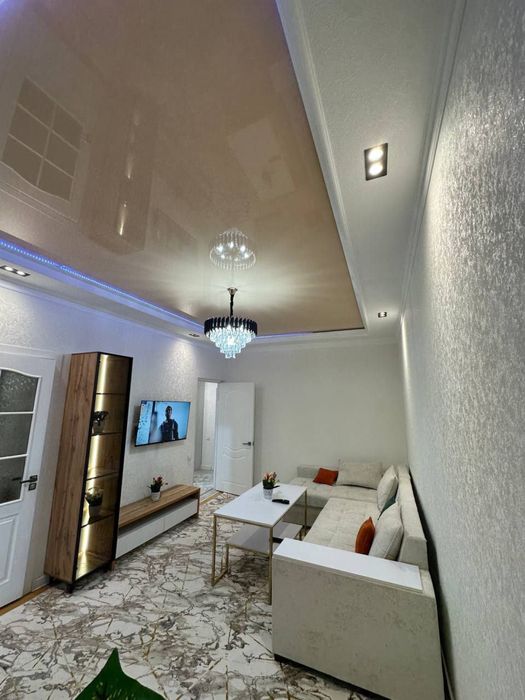 Чиланзар 13. Евро 3 х комнатная.  С обстановкой