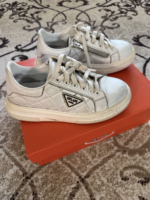 Кроссовки на девочку, 35 размер