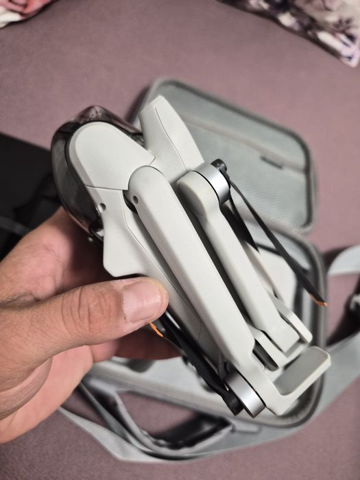 DJI Mini 3  ..НОВ с Гаранция.. + комплект филтри, чанта и интелигентно зарядно