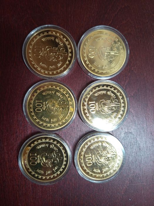 Лот от индииски монети