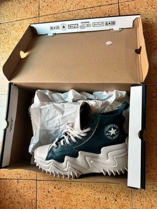 Converse Run Star Motion