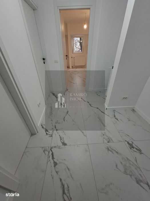 Garsoniera decomandata, Metrou Aparatorii Patriei, et.1, renovata — fotografia 3