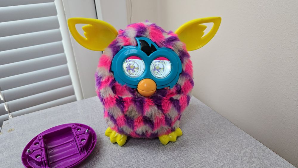 2012 Hasbro Furby Boom / Фърби