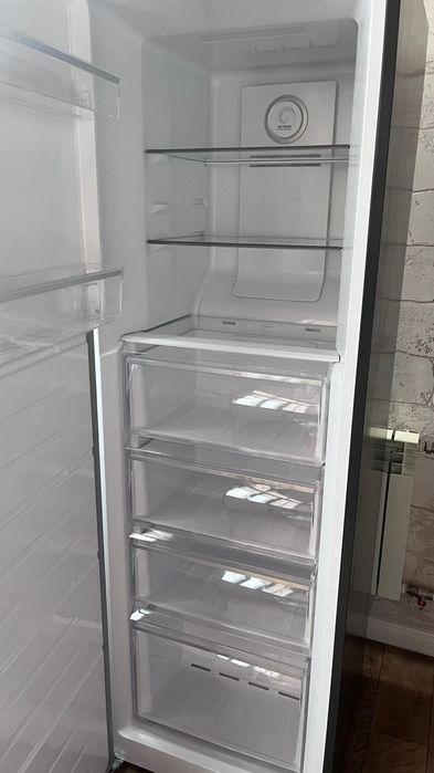 Морозильник Snowcap FR NF 307