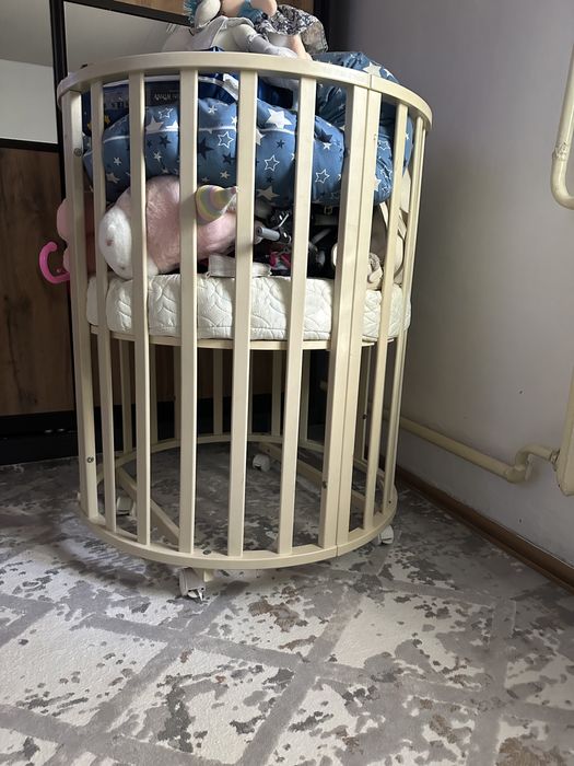 Манеж для детскей в отличном качестве