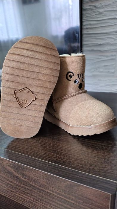 Продам угги полусапоги