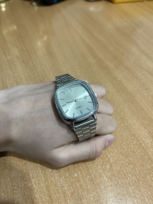 Продаются часыы!