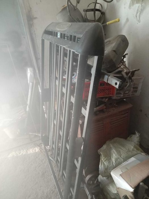 продам  багажник бу