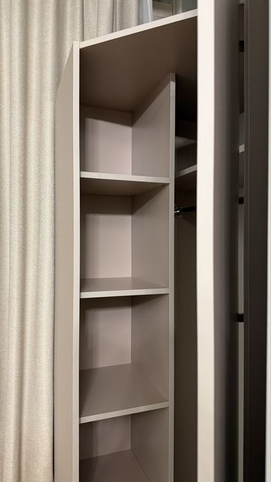 Продам угловой шкаф, новый