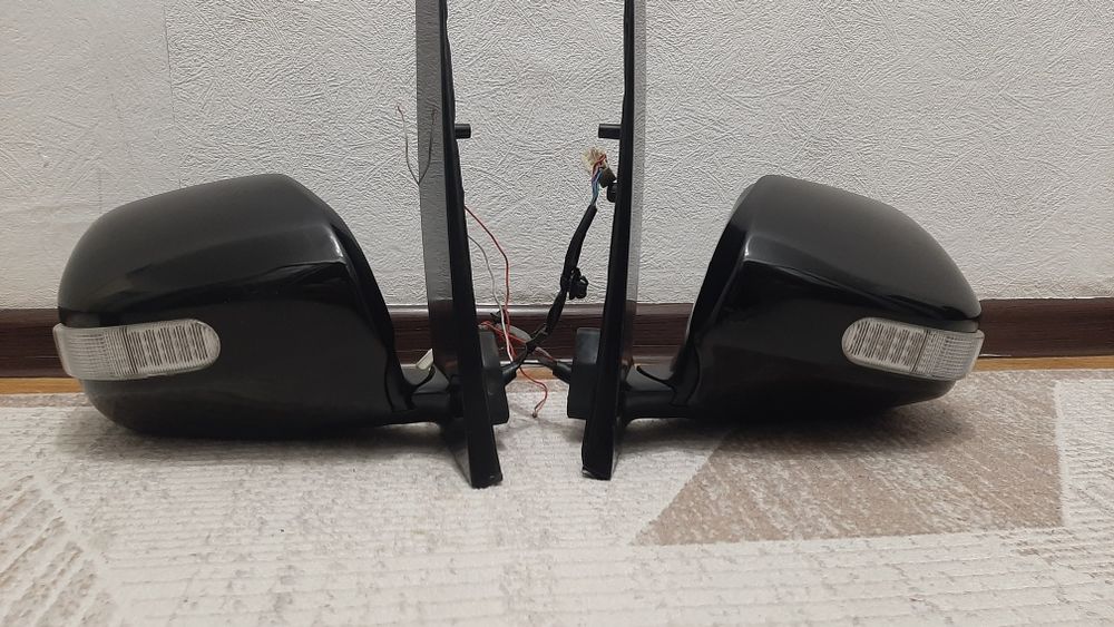 Продам боковые зеркала на эстиму