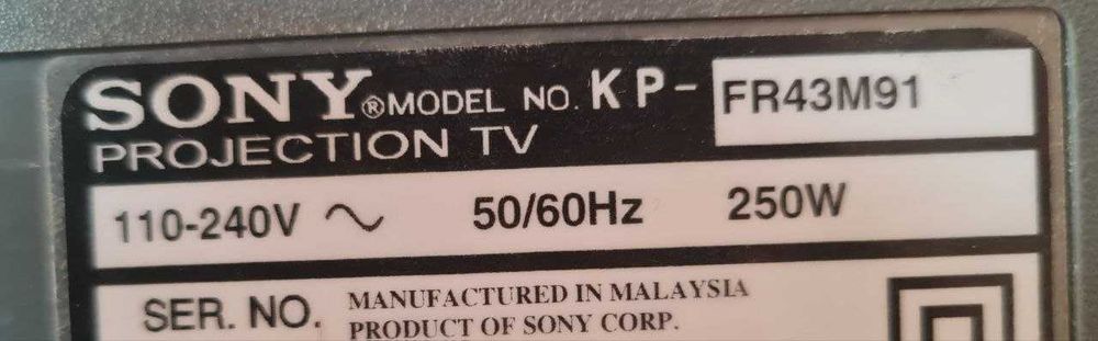 Продаётся телевизор Sony оригинальный  43 дюма