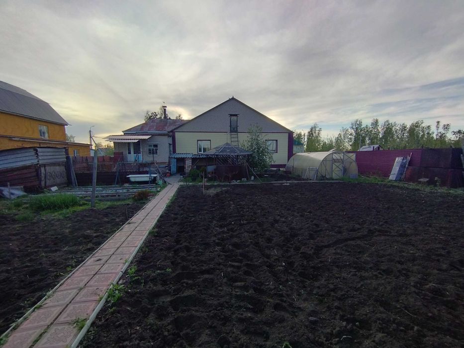 Продам дом в посёлке Солнечном