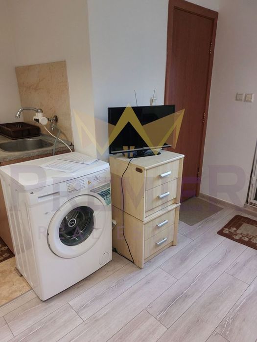 Дава се под наем Едностаен апартамент в Варна, Лятно кино Тракия - 30 кв.м за 229.5 € - Снимка #2