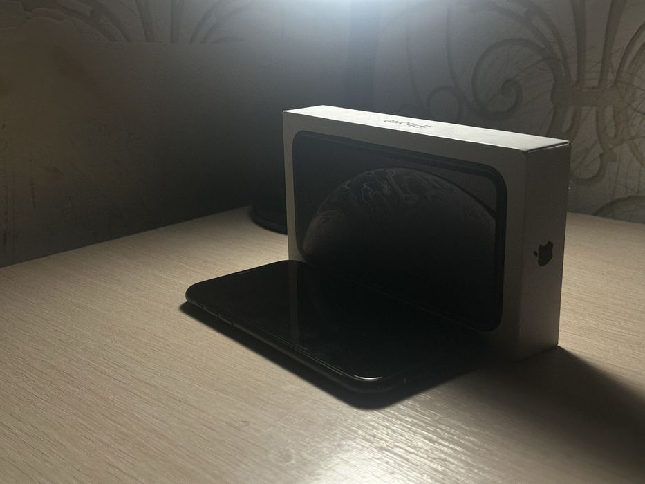 iPhone Xr 128гб/100%