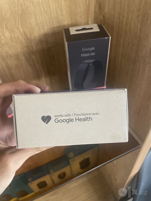 Google fitbit air.