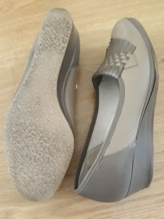 Дамски обувки (естествена кожа)