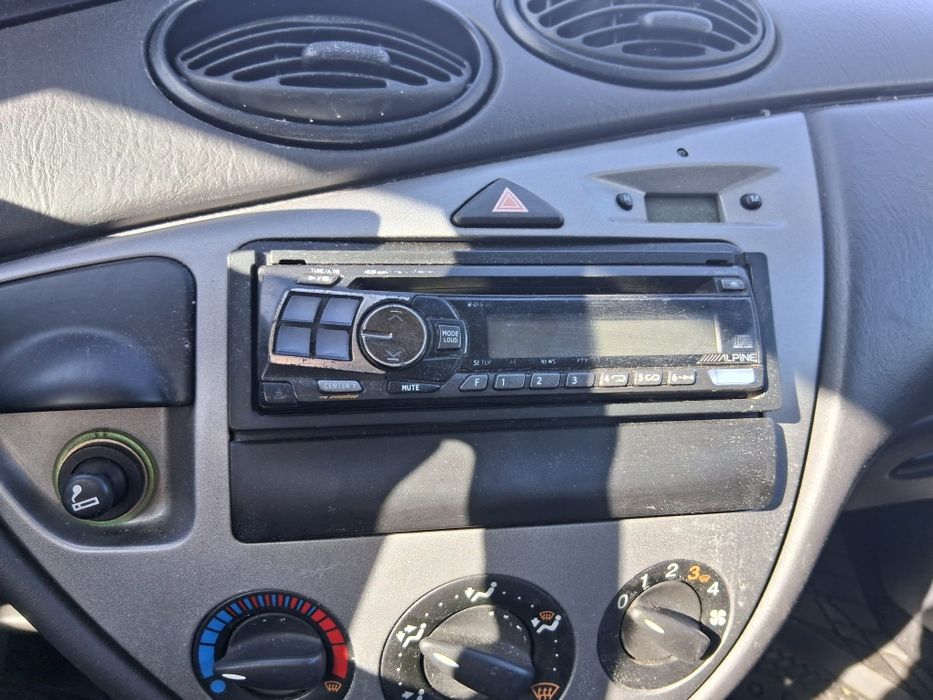 FORD Focus 2002 — imagine 5