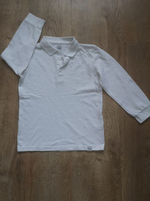 Bluză polo, mărimea 122. C&a.