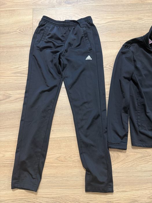 Детски анцуг Addidas- размер 152см