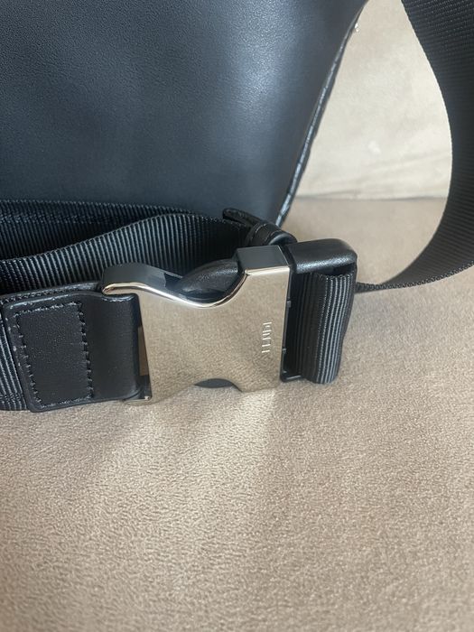 Чантичка / паласка Fendi