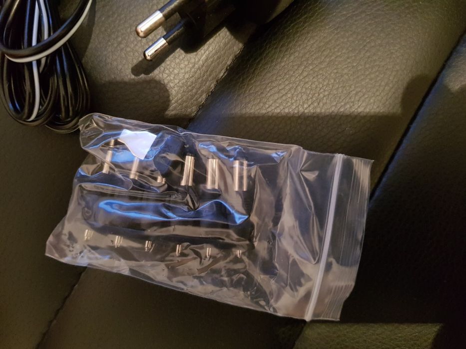 Adaptor Universal DC 1500mA Well nou 9 adaptoare ideal tableta laptop