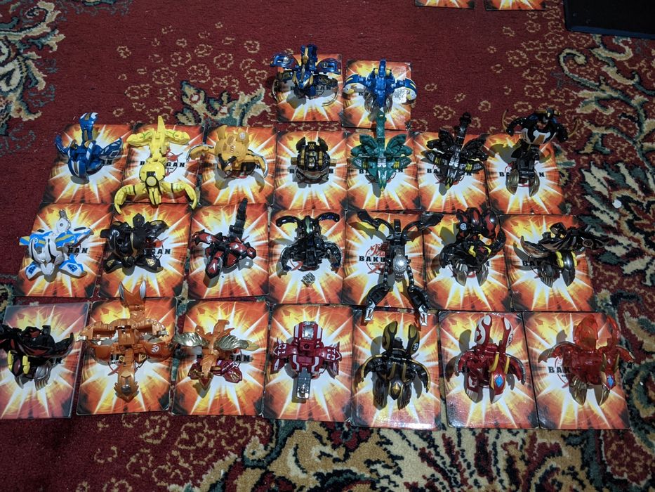 Продам бакуган 2009 года