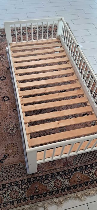 детско легло 165х75 с подматрачна рамка