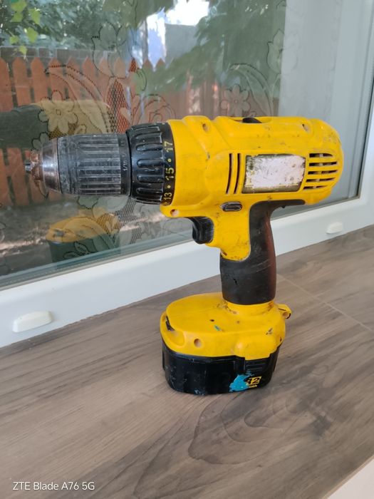 Винтоверт Dewalt 14,4v