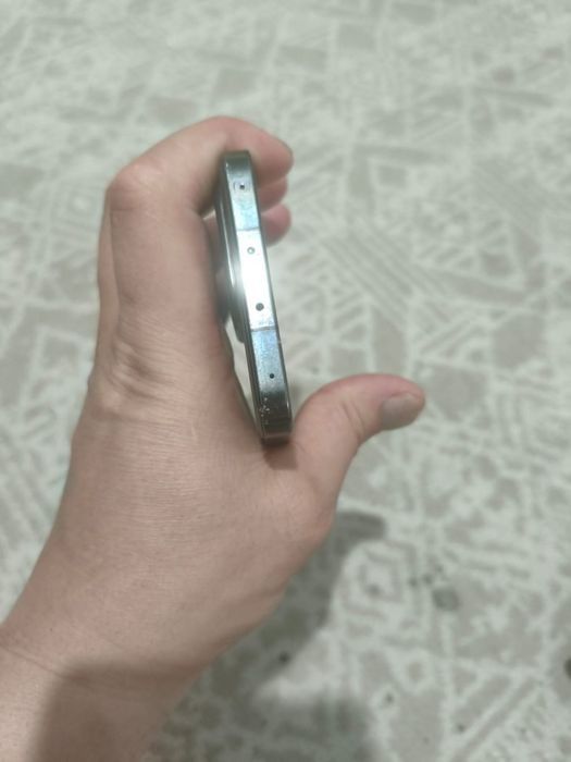 Продам Xiaomi 13 256