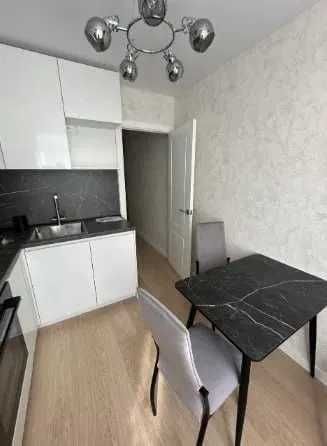 Юнусабад-4 / Biilur Sezam | 2-комн. 2 из 4 | 50 м2 [M:0113]