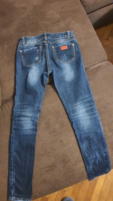 Дамски дънки Dsquared размер 28