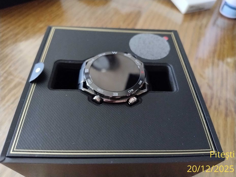 Smartwatch HUAWEI Ultimate Expedition, impecabil, garanție Emag
