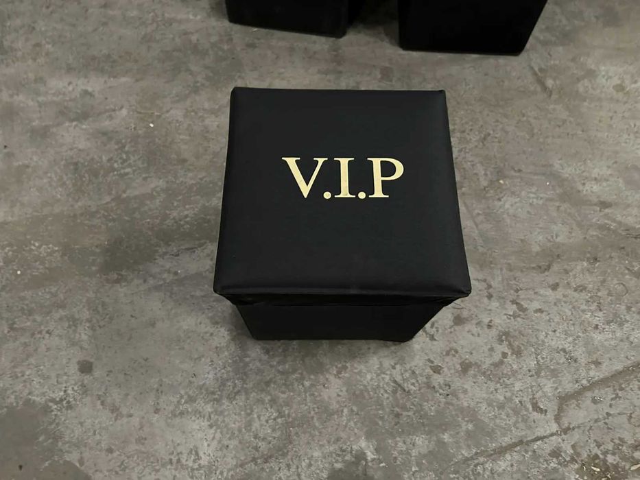 Lot de 70 bucati taburele